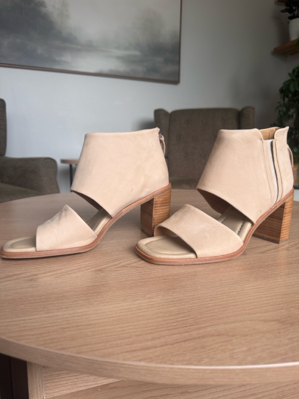 Sofft Carmen Leather Peep Toe Shootie Sandals Beige Size 11
